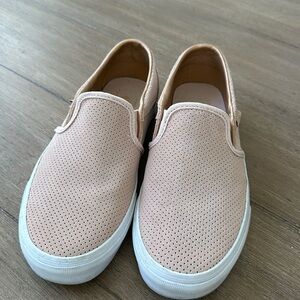 Women’s Pink Slip On Vans